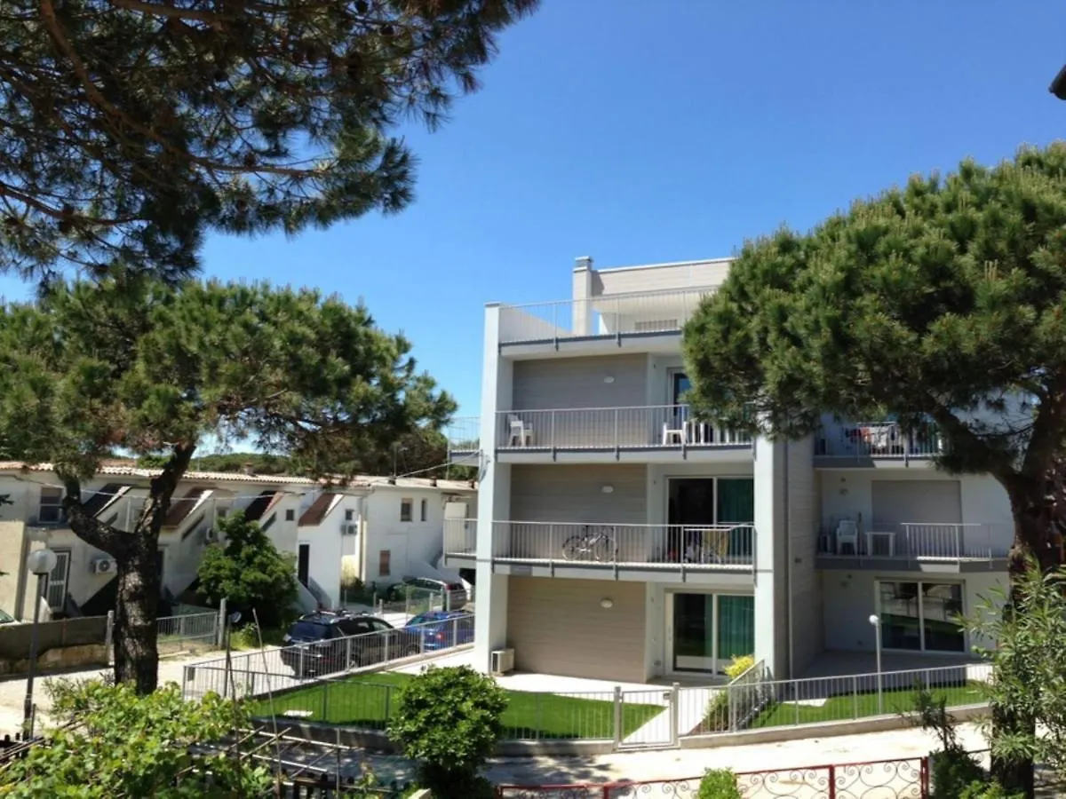 Beautiful 1 Bedroom Apartment With Seaview-Beahost Rosolina Mare