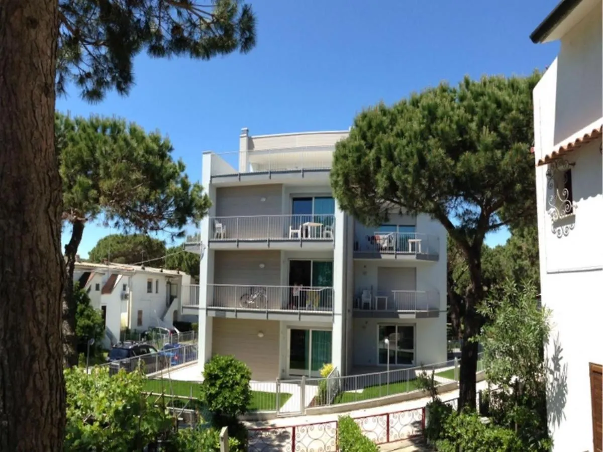 Beautiful 1 Bedroom Apartment With Seaview-Beahost Rosolina Mare Italy